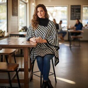 Chico's Houndstooth Asymmetric Tunic, Black and White, Size L/XL